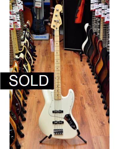 Fender Standard Jazz Bass Antique White